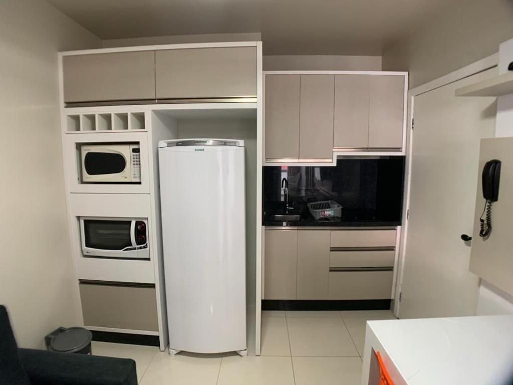 Maravilhoso Apto Com Vista Mar E Piscina-Hb03F Florianópolis Exterior foto